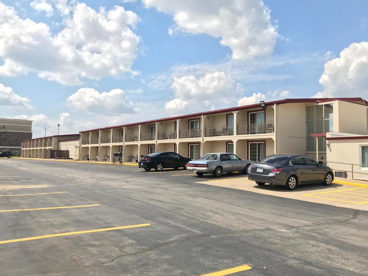 Days Inn By Wyndham Joplin Exterior foto